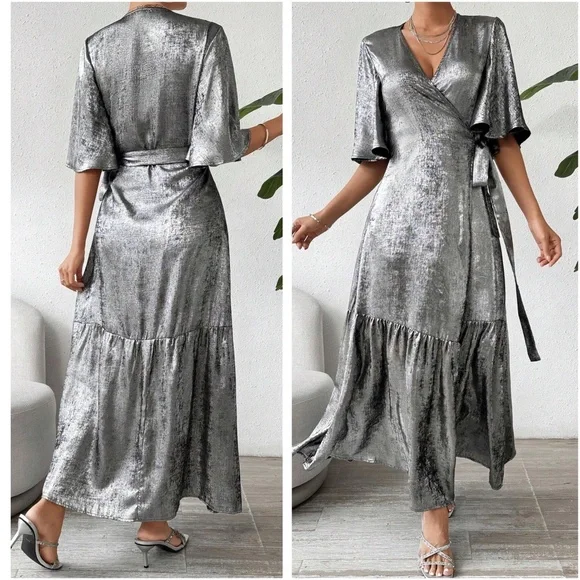 Luxe Metallic Flounce Sleeve Evening Formal Party Dress - Picture 3 of 3